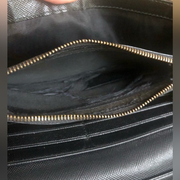 Prada Saffiano leather snap wallet with box - Picture 10 of 15